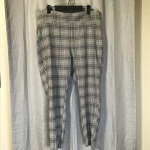 NYCC New York Clothing Co. Gray Plaid Skinny Ankle Pants Size 14